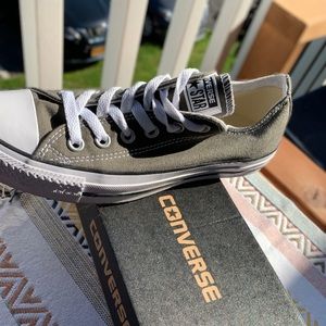 Converse unisex Chuck Taylors